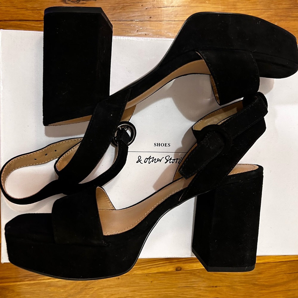& Othet Stories Suede Platform Sandals